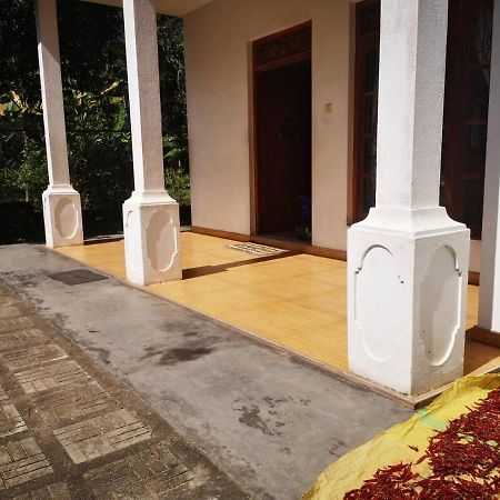 Sithu Guesthouse 本托塔 外观 照片
