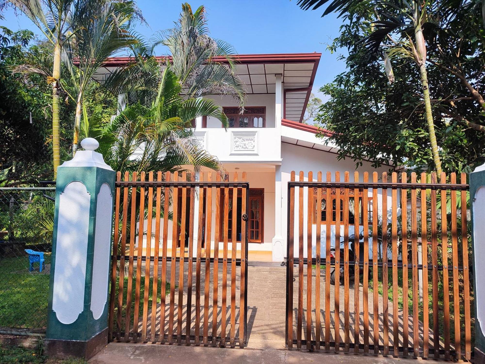 Sithu Guesthouse 本托塔 外观 照片